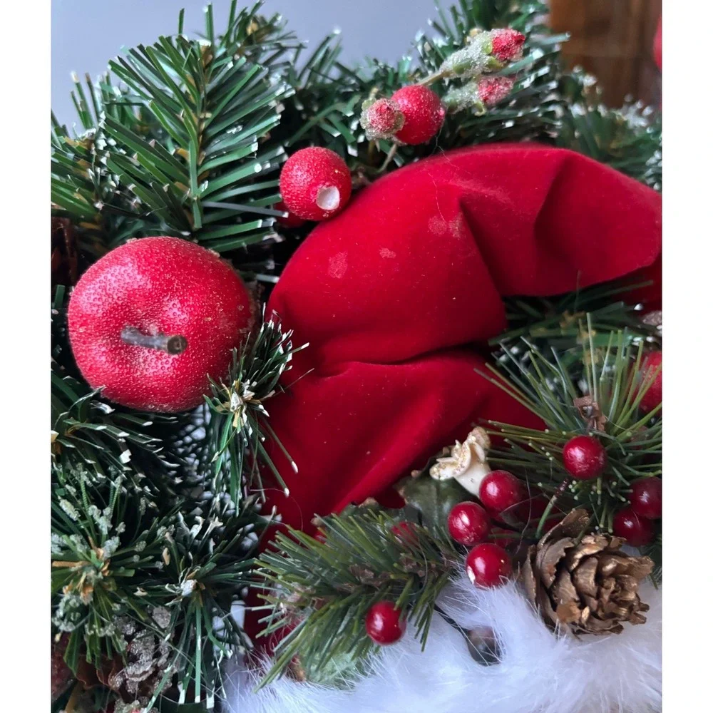Bronners Christmas Wonderland Santa Head Wreath Red Apples Berries Pinecones 10